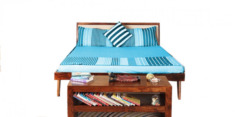 Averna queen size bed