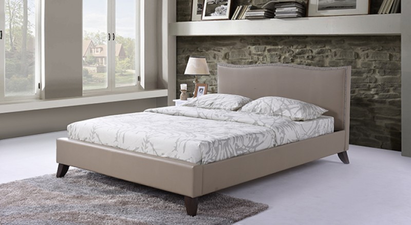 AUGUSTA UPHOLSTERED BED QUEEN SIZE